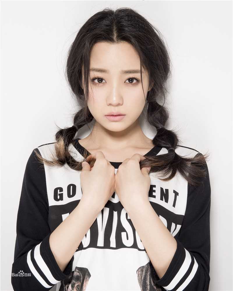 雷天个人照片壁纸壁纸