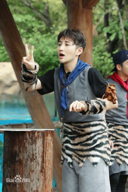 高清蔡俊涛在《了不起的兽人族》中的图集