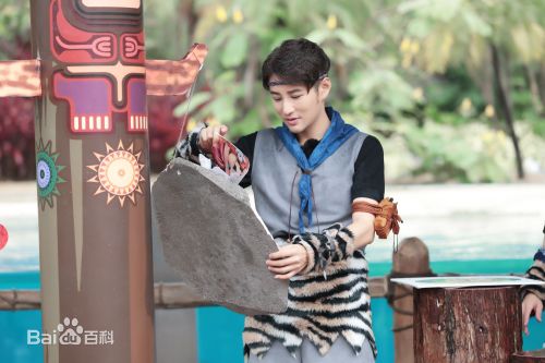 高清蔡俊涛在《了不起的兽人族》中的图集