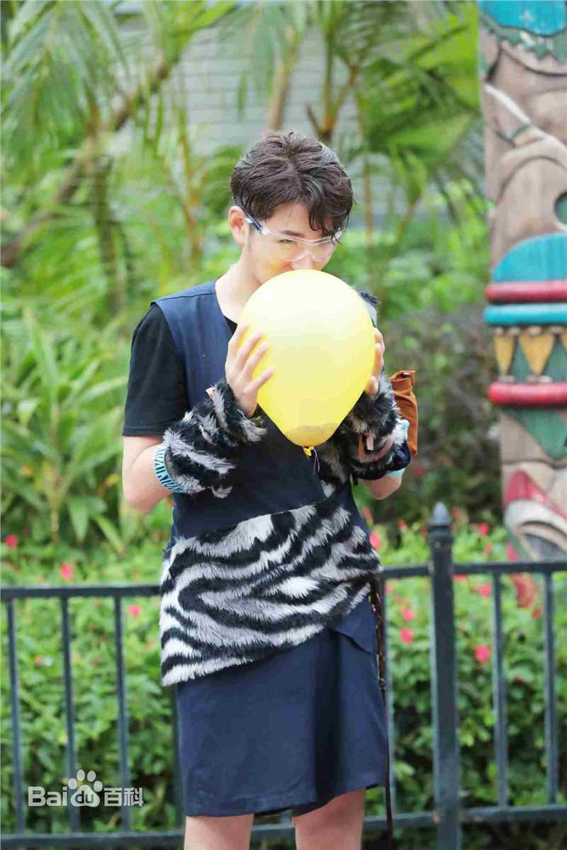 高清蔡俊涛在《了不起的兽人族》中的图集