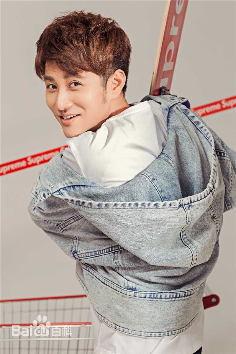 蔡俊涛公益街拍素颜照相册