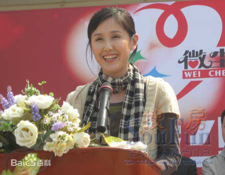 最新张明婕性感图片