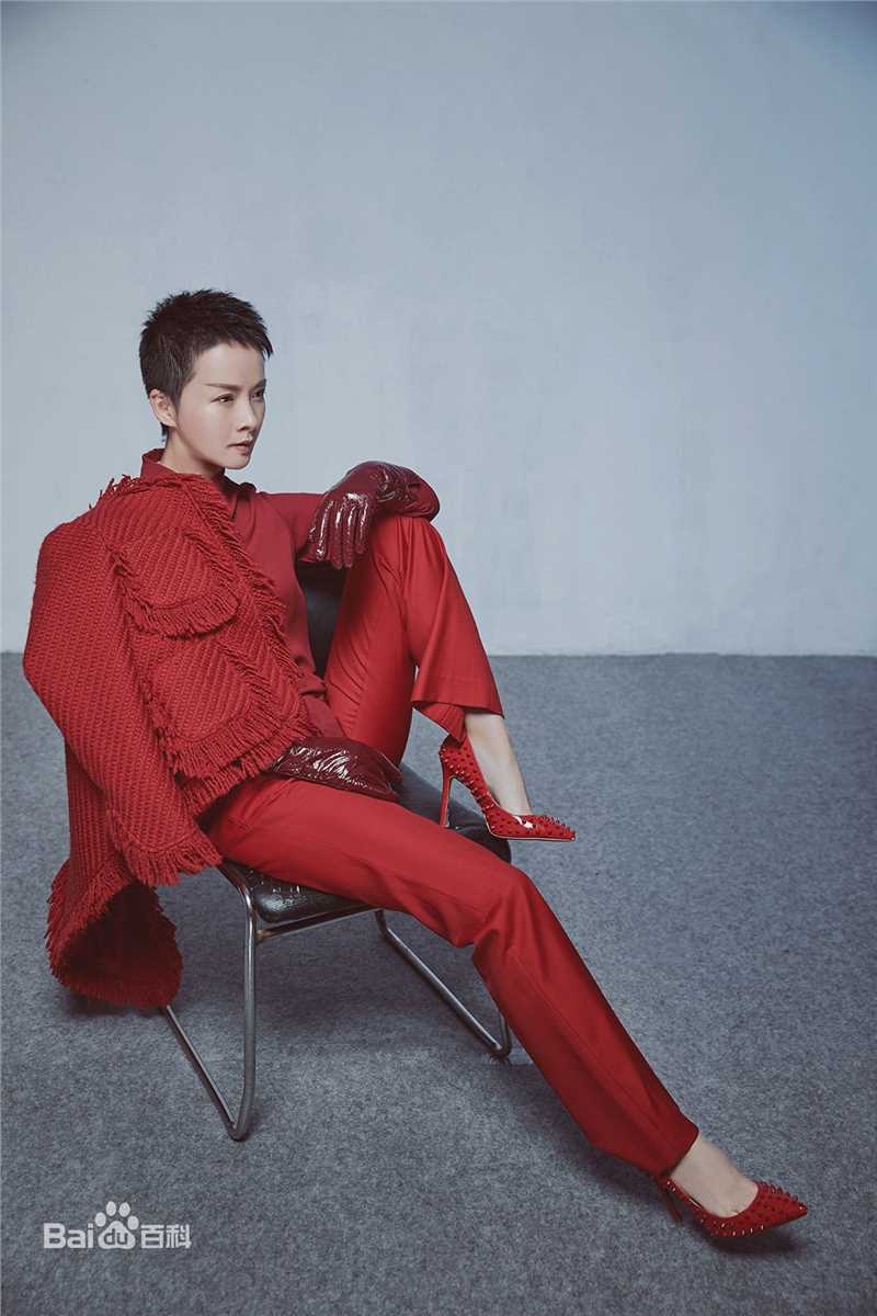 谢兰艺术照性感图片图集