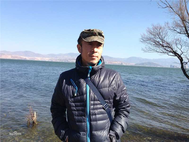 杜建桥(Du Jianqiao)生活照素颜照相册