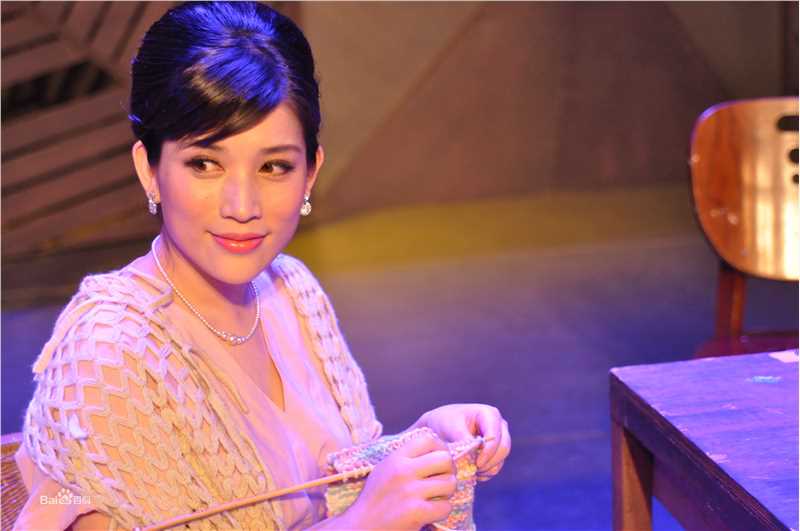 商忆莎话剧形象图片图集