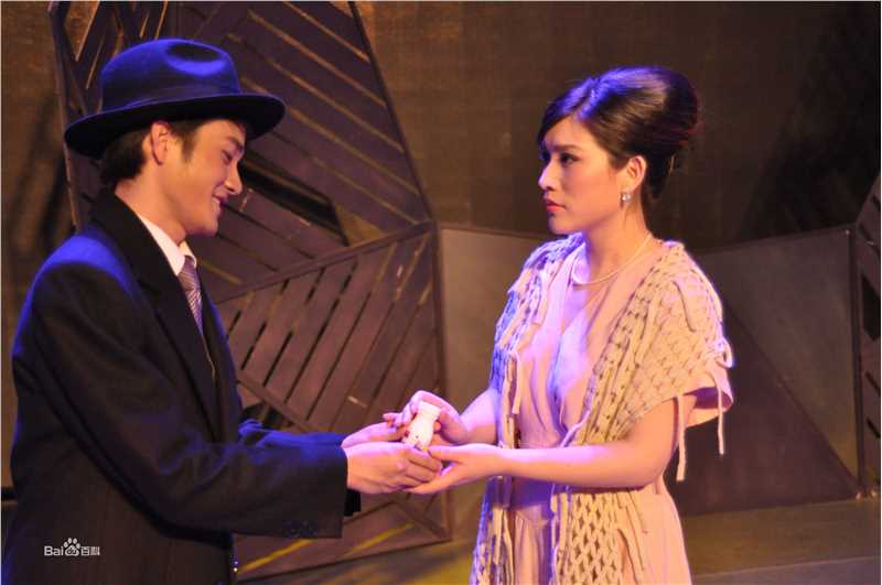 商忆莎话剧形象图片图集