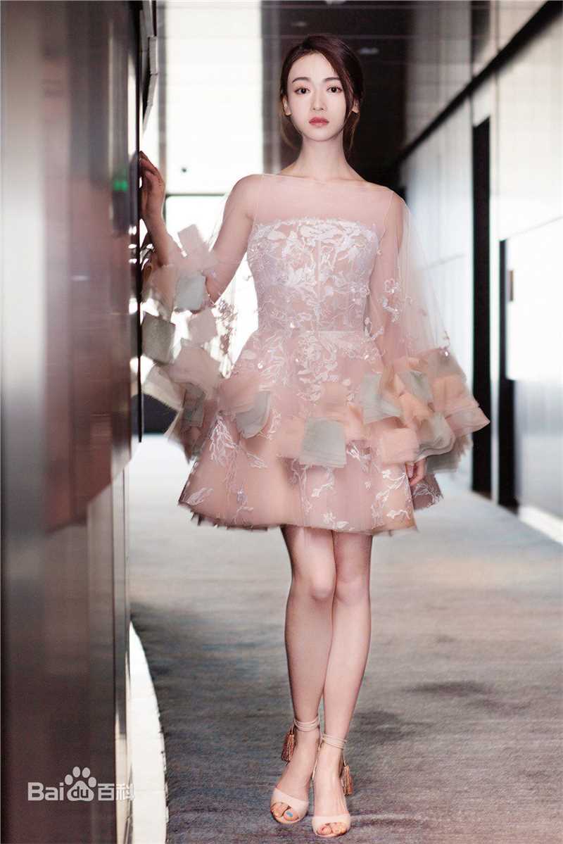 吴谨言上海电影节图片图册