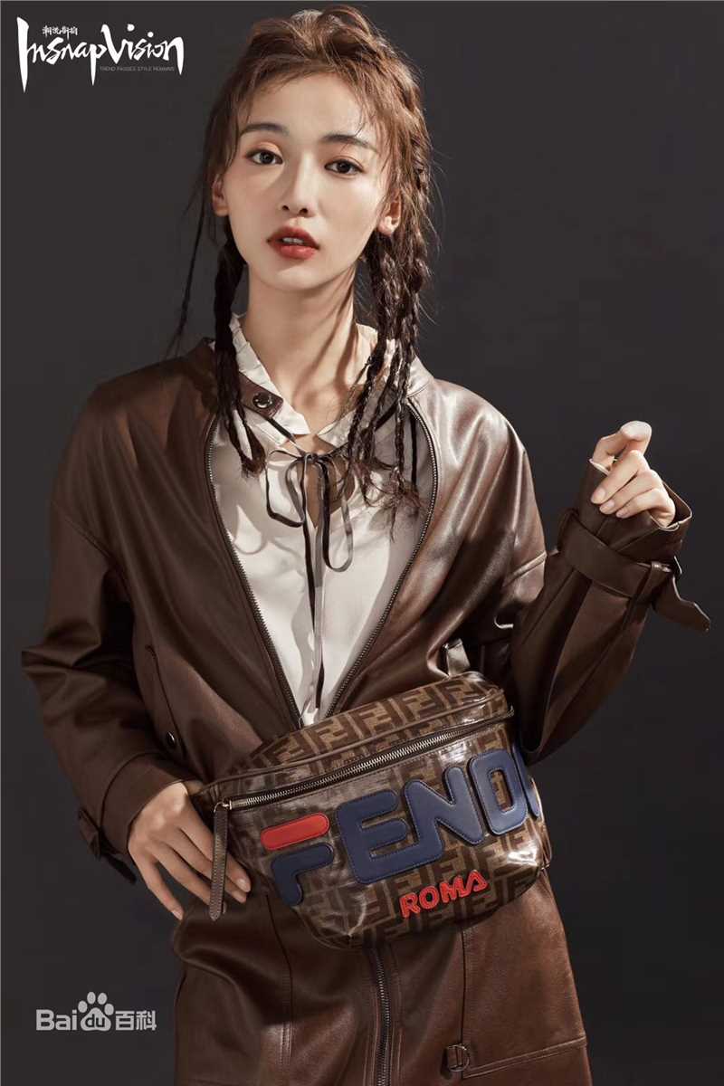 吴谨言IN SNAP VISION潮流街拍壁纸壁纸