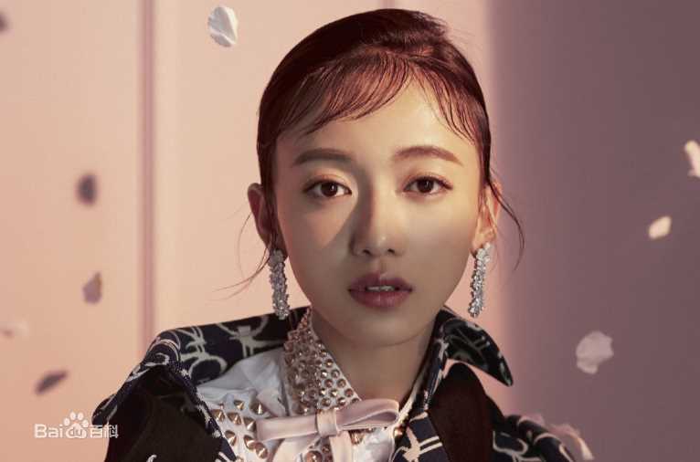 吴谨言概述图册素颜照相册