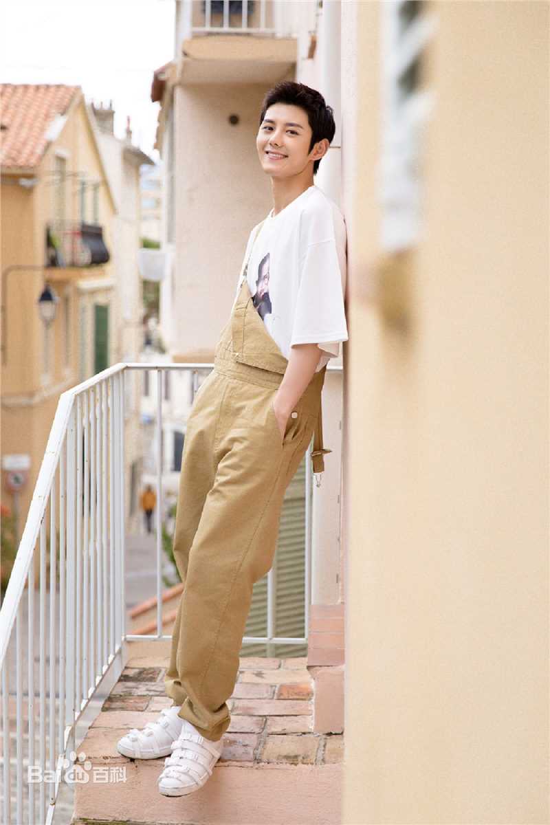 蓝博戛纳街拍素颜照相册