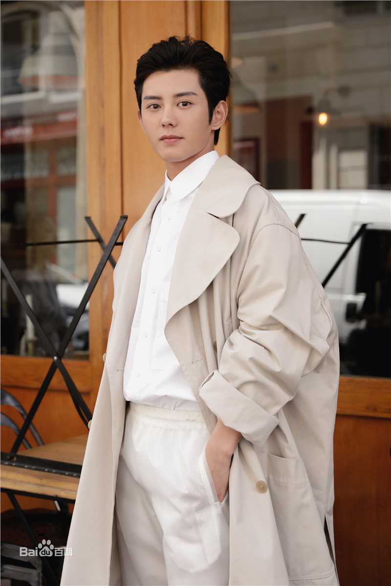 蓝博巴黎时装周Hed Mayner生活照相册