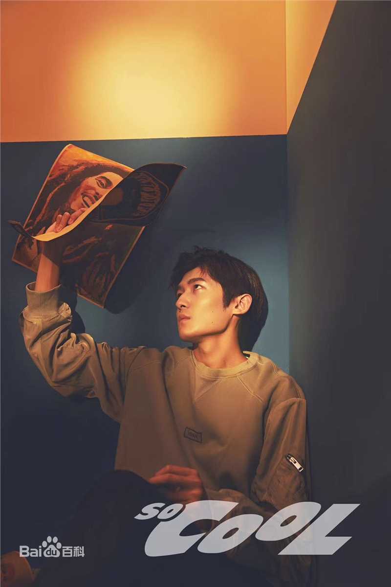 最全佟梦实(Thomas)在X《So cool》中的壁纸