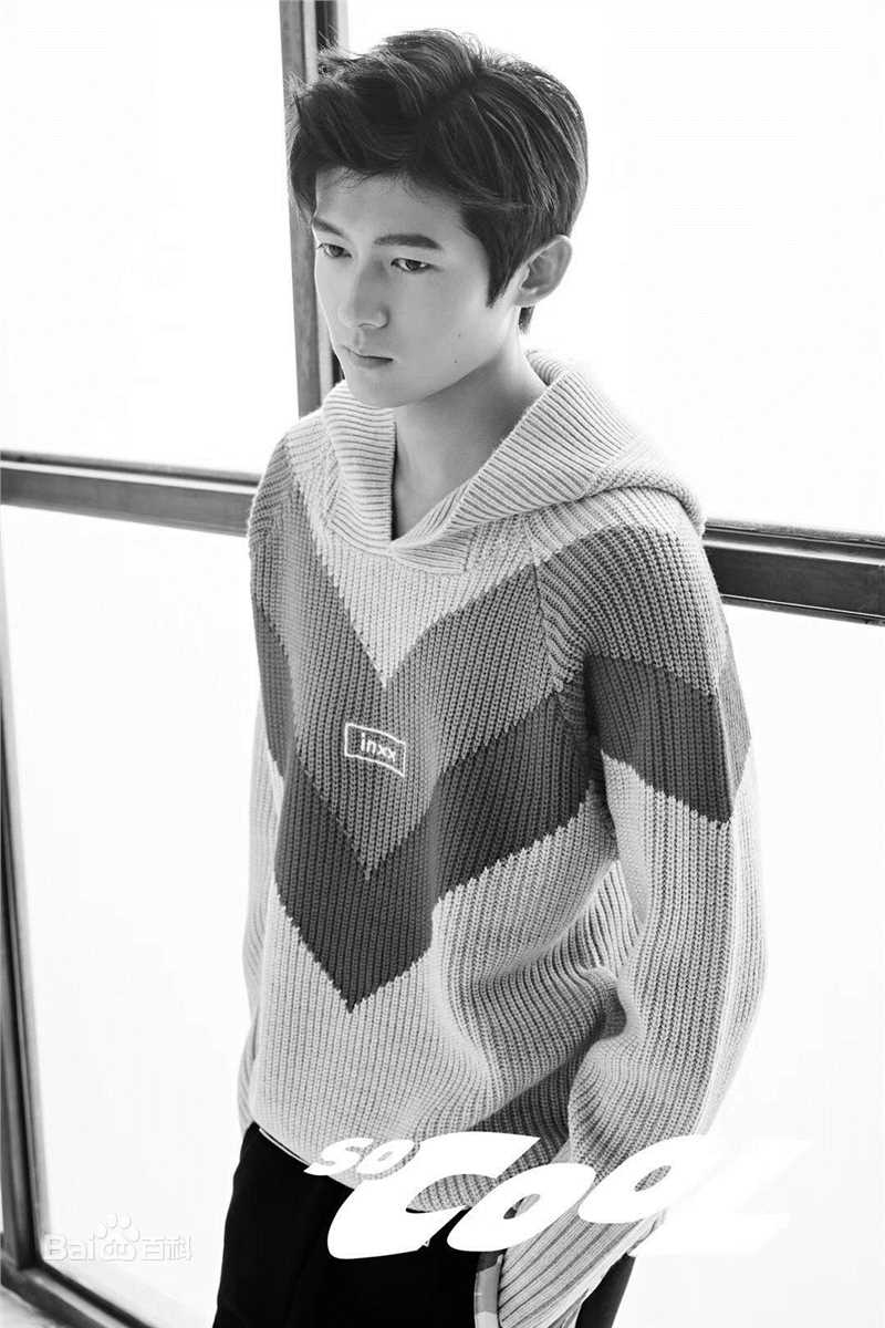 最全佟梦实(Thomas)在X《So cool》中的壁纸