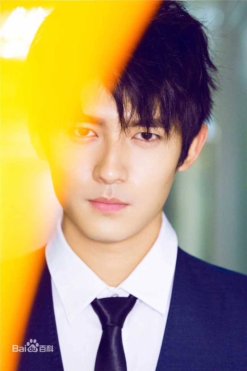 佟梦实(Thomas)最新X活动图集