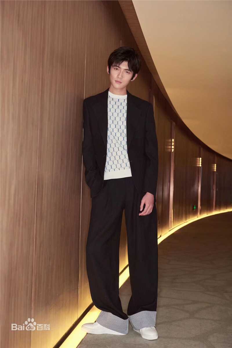 佟梦实(Thomas)最新X活动图集