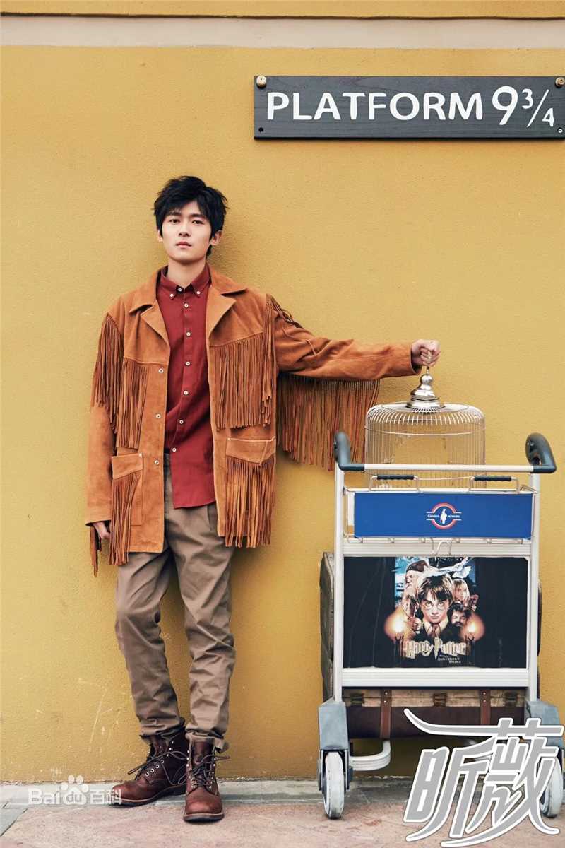 佟梦实(Thomas)X昕薇图片图册