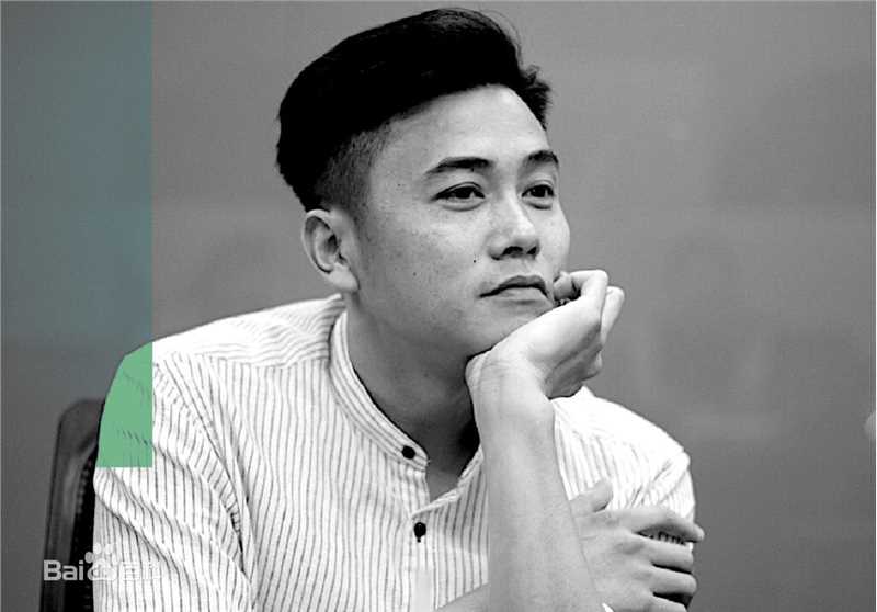 最新吴建新性感图片