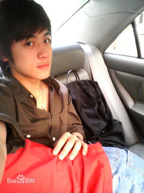 最新吴思贤(WU SI XIAN)壁纸