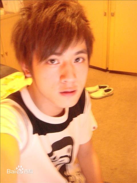 吴思贤(WU SI XIAN)生活照素颜照相册