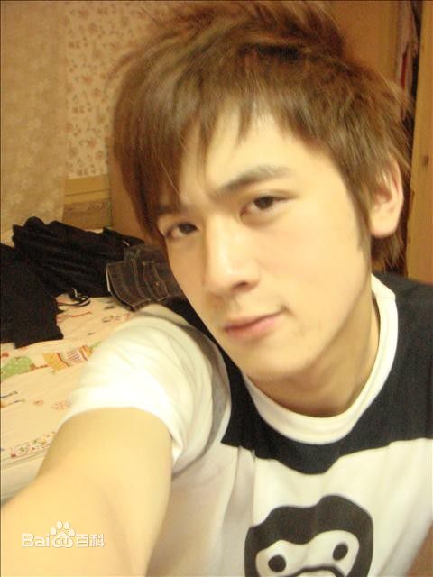 吴思贤(WU SI XIAN)生活照素颜照相册