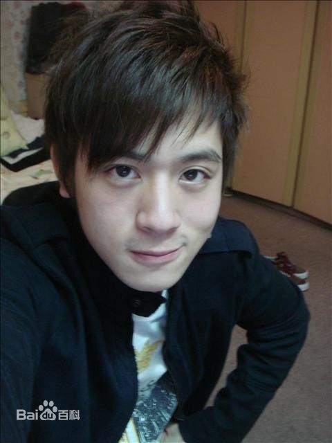 吴思贤(WU SI XIAN)生活照素颜照相册