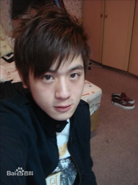 吴思贤(WU SI XIAN)生活照素颜照相册