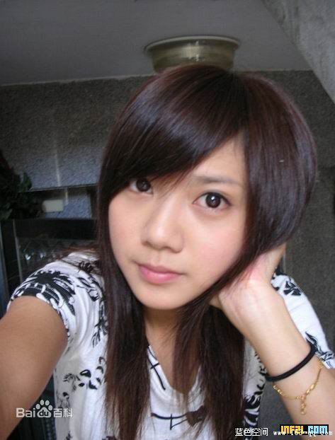 蔡黄汝(Mini)生活中的图册