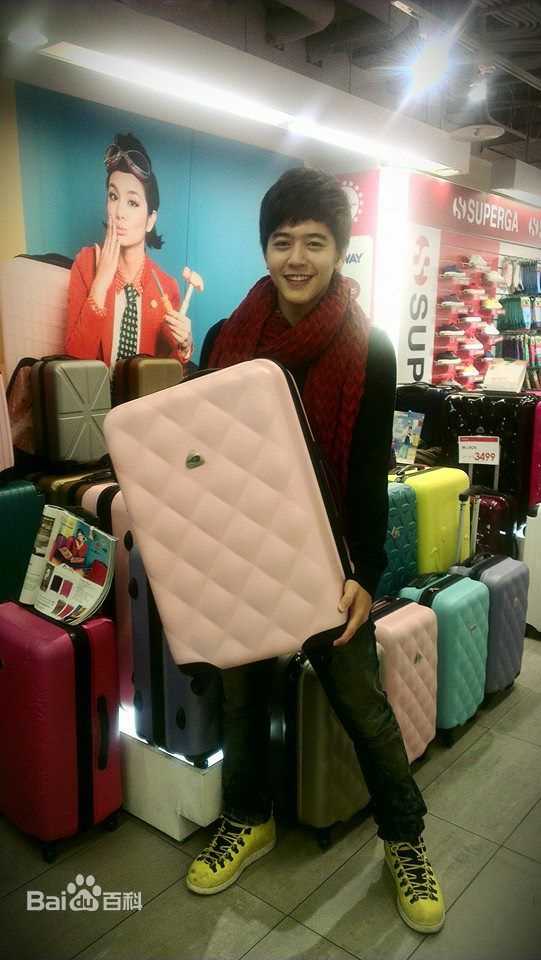 李宗霖(Chung Lin)海王子图片图册