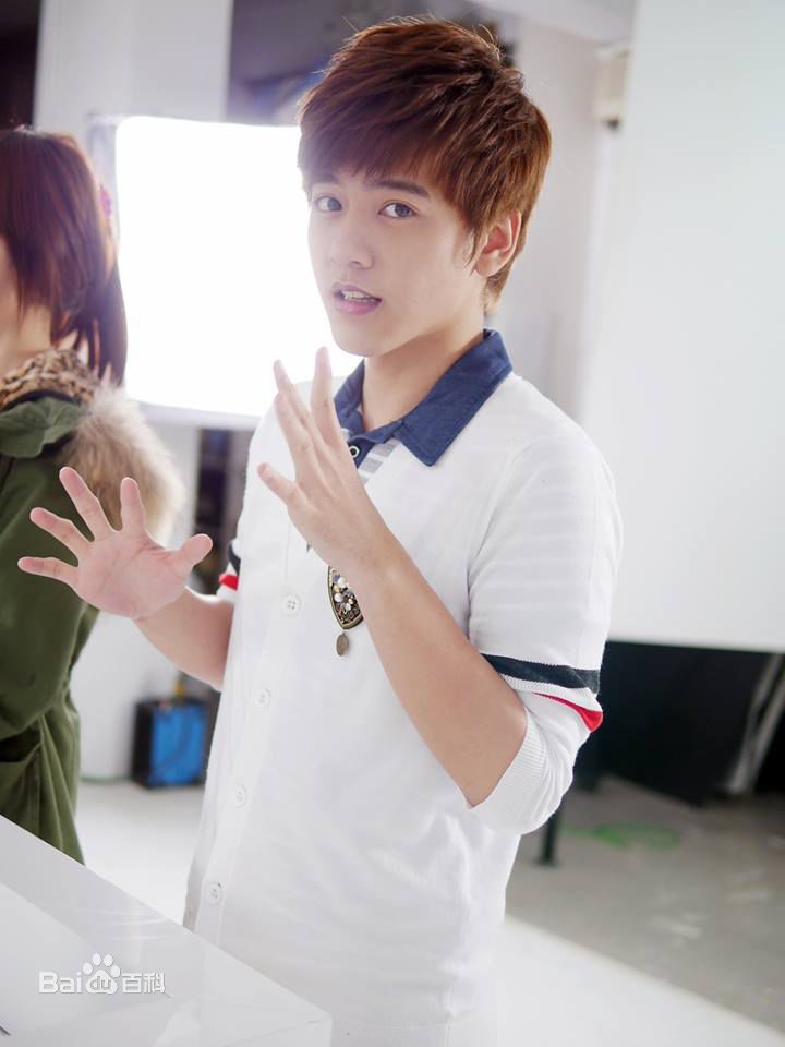 李宗霖(Chung Lin)海王子图片图册