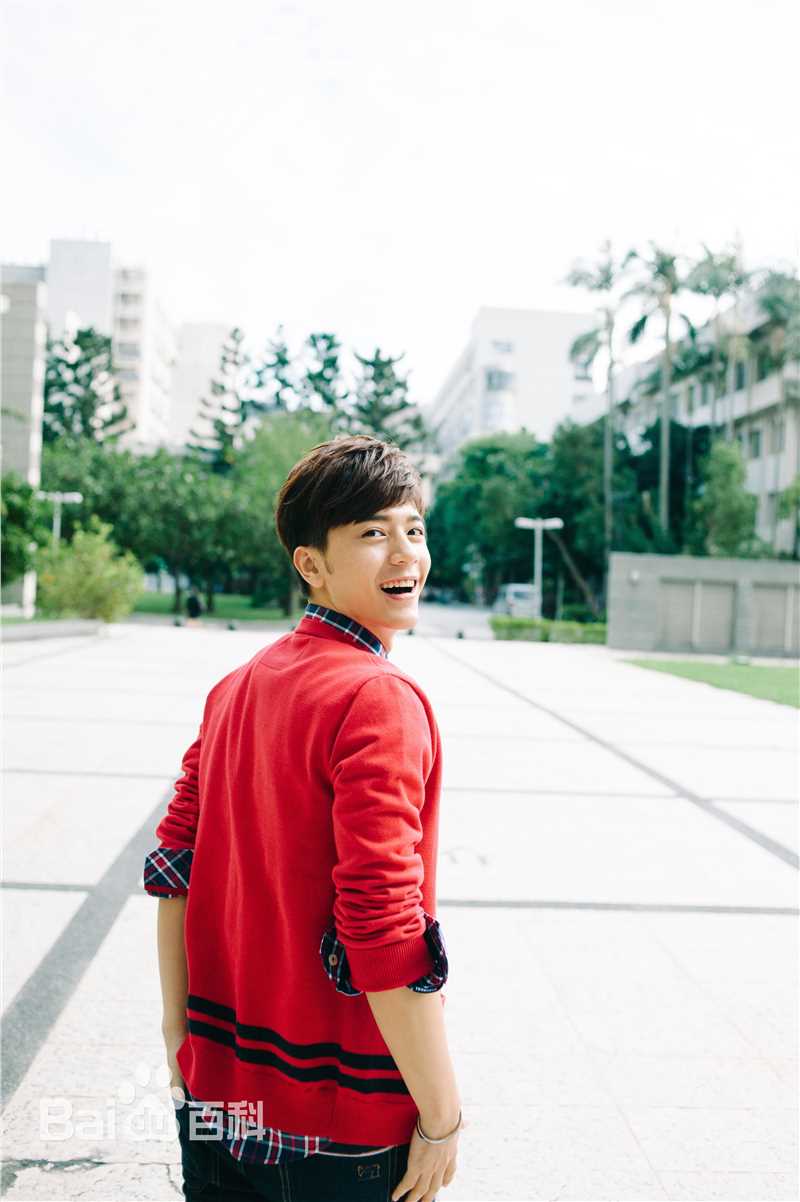 李宗霖(Chung Lin)最新壁纸