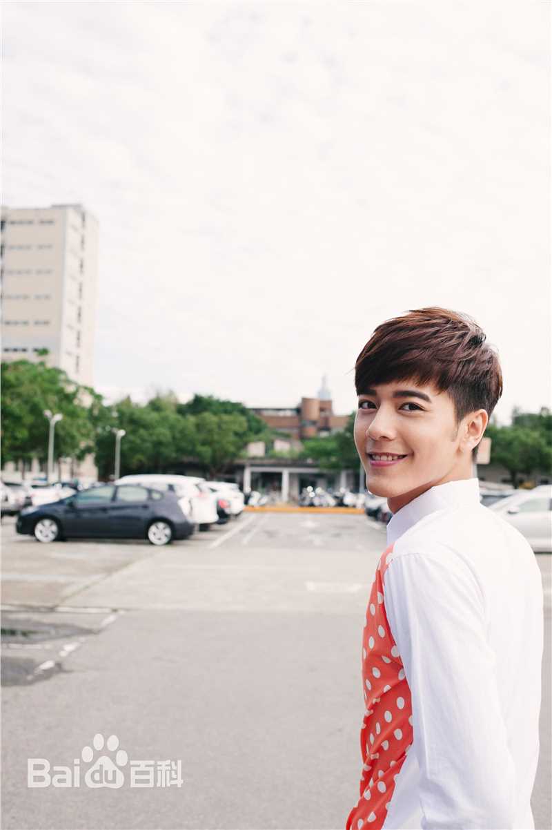 李宗霖(Chung Lin)最新壁纸