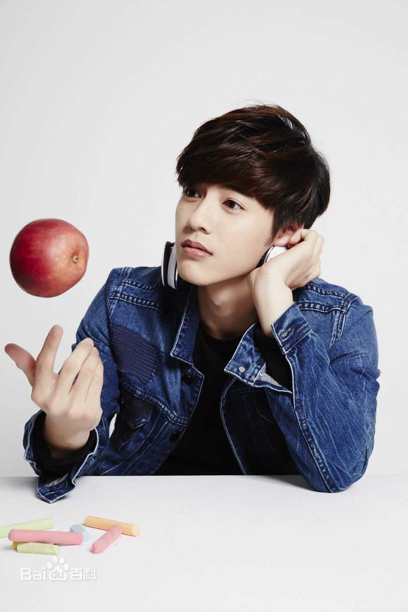 李宗霖(Chung Lin)高清杂志拍摄图集