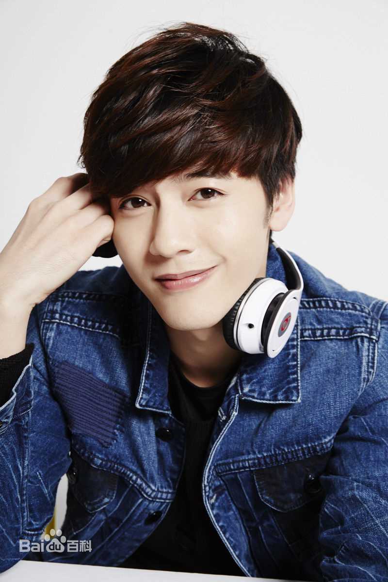 李宗霖(Chung Lin)高清杂志拍摄图集