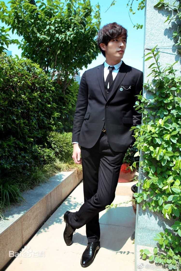 徐开骋(Xu Kaicheng)出席活动性感图片图集