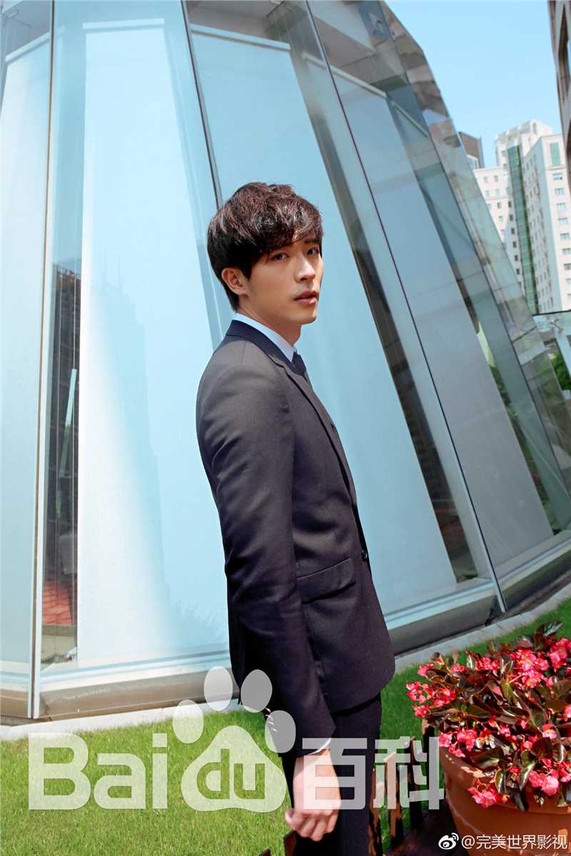 徐开骋(Xu Kaicheng)出席活动性感图片图集