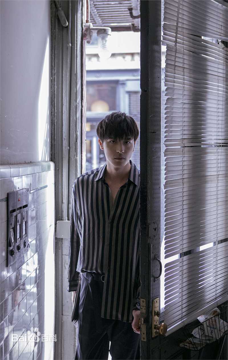 徐开骋(Xu Kaicheng)街拍大片性感图片图集