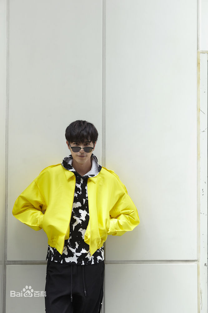 徐开骋(Xu Kaicheng)街拍大片性感图片图集