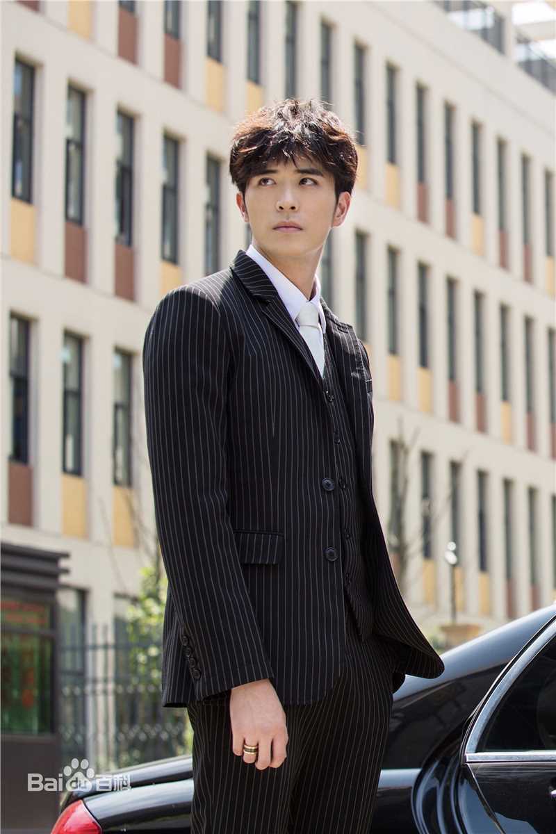 最新徐开骋(Xu Kaicheng)在《无法拥抱的你》崔俊赫中的图集