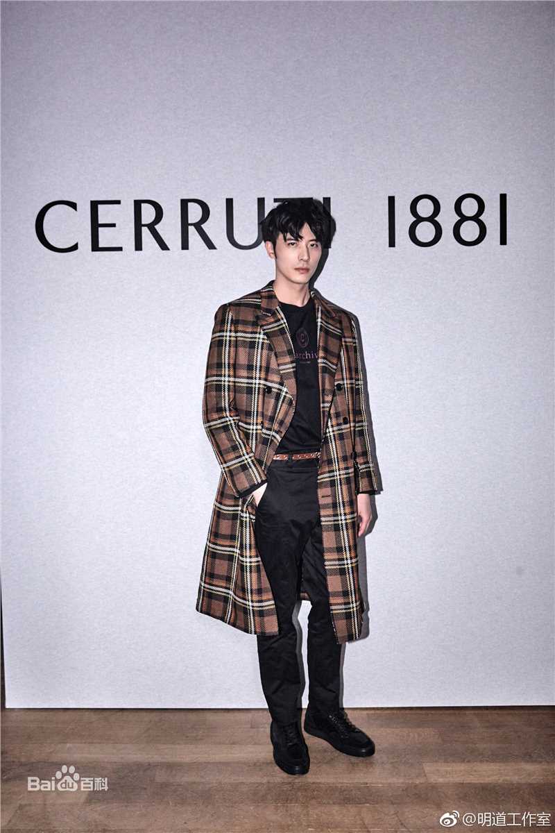 徐开骋(Xu Kaicheng)巴黎时装周壁纸壁纸