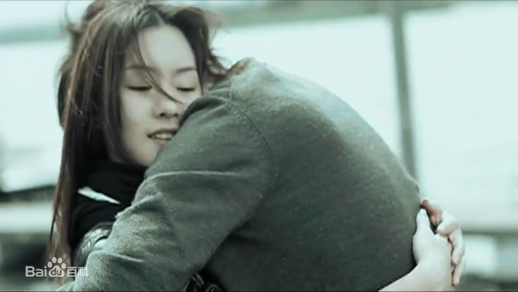 陈语安(Katie Chen Yuan)在参演MV 炎亚纶《只看见你》中的