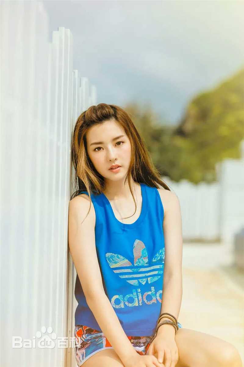 陈语安(Katie Chen Yuan)代言服装品牌壁纸壁纸