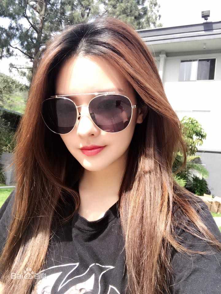 陈语安(Katie Chen Yuan)生活照性感图片图集