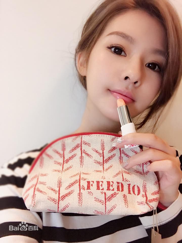 陈语安(Katie Chen Yuan)生活照性感图片图集