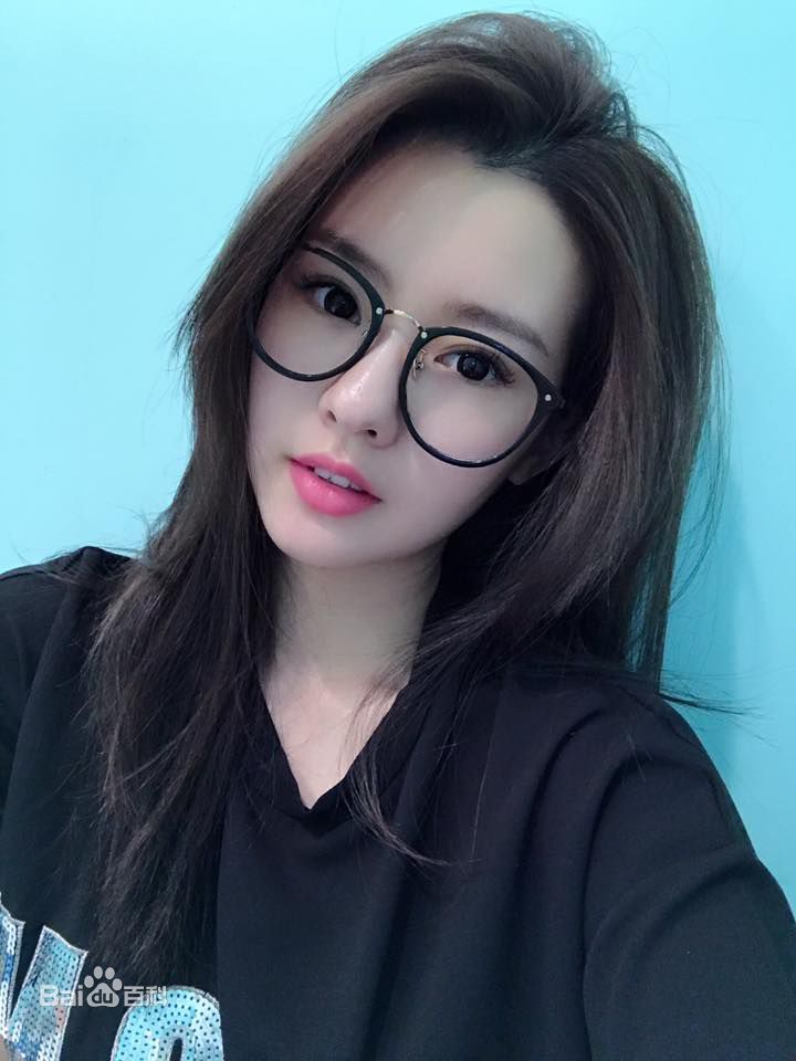 陈语安(Katie Chen Yuan)生活照性感图片图集