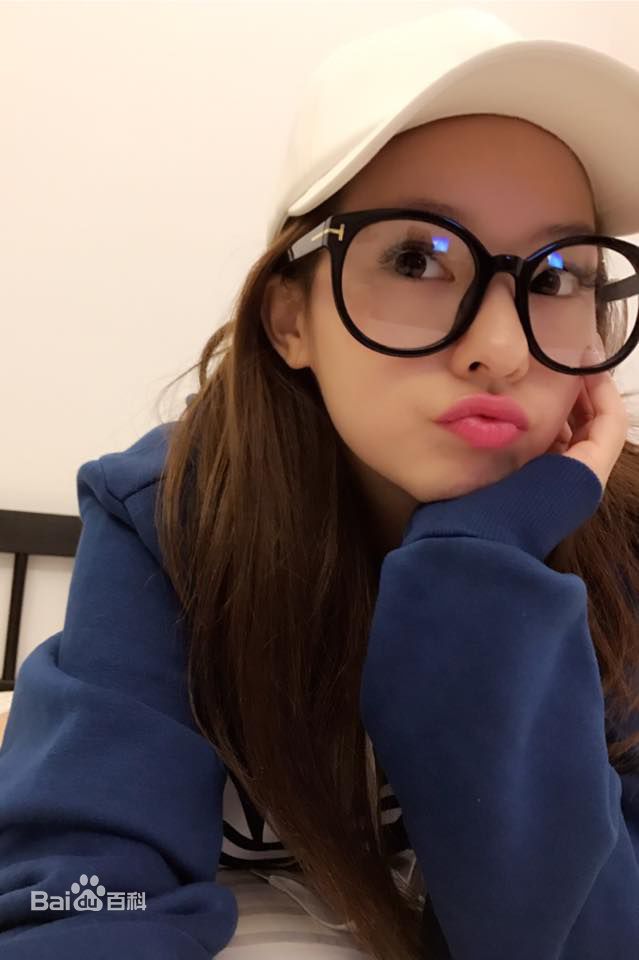 陈语安(Katie Chen Yuan)生活照性感图片图集