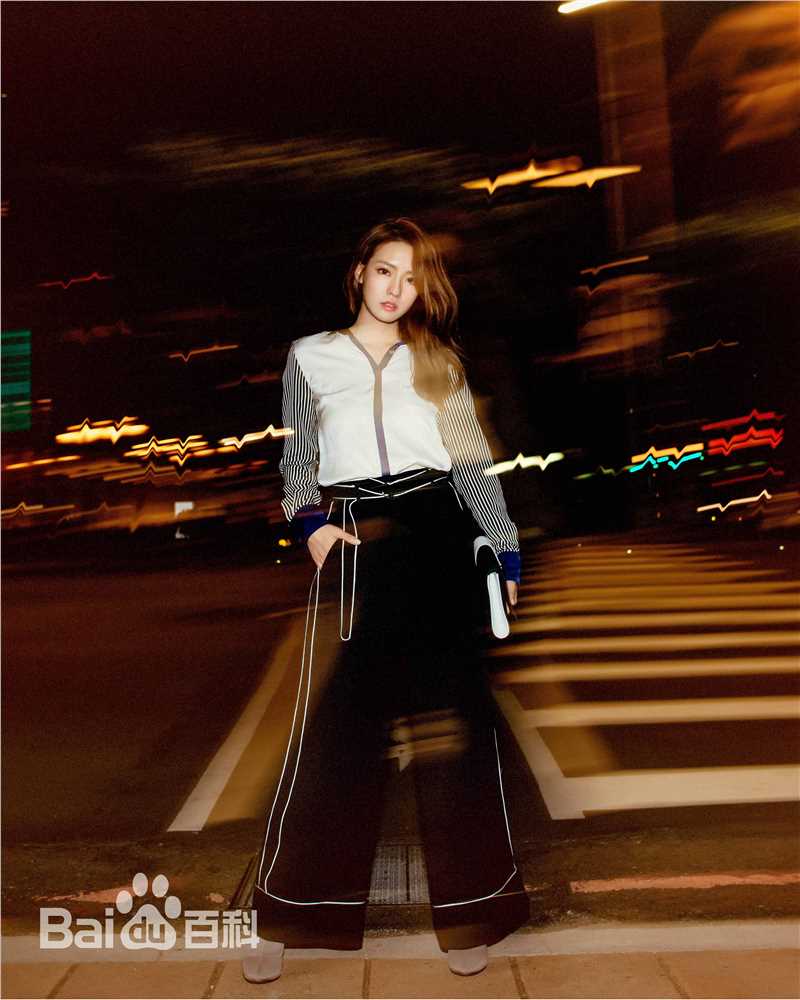 陈语安(Katie Chen Yuan)生活照性感图片图集