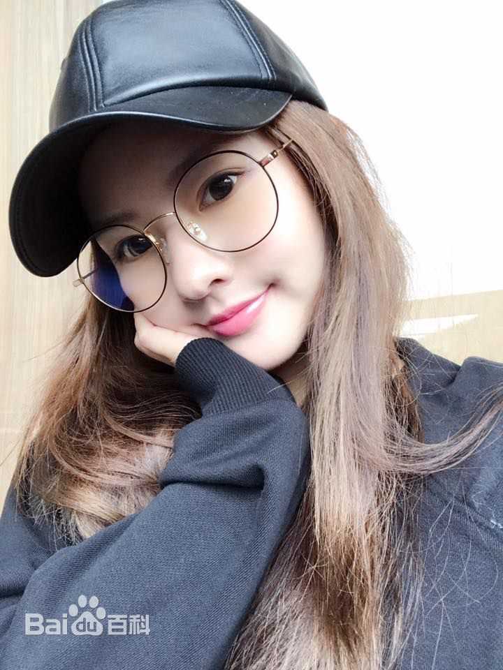 陈语安(Katie Chen Yuan)生活照性感图片图集