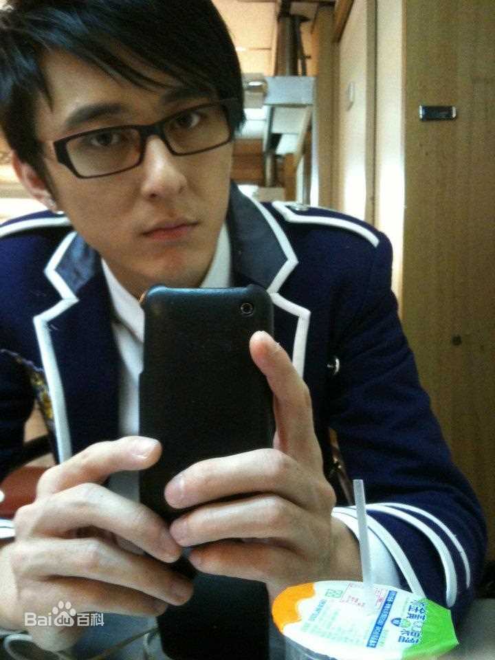 林奕勋海狗素颜照相册