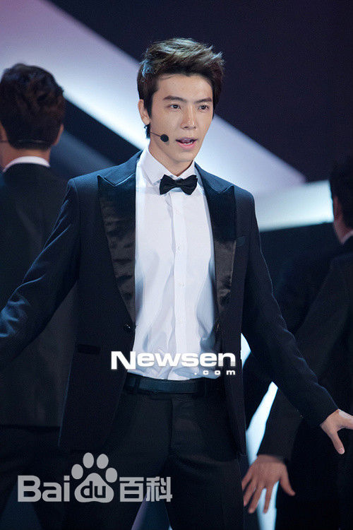 高清李东海(Lee Dong Hae)图片