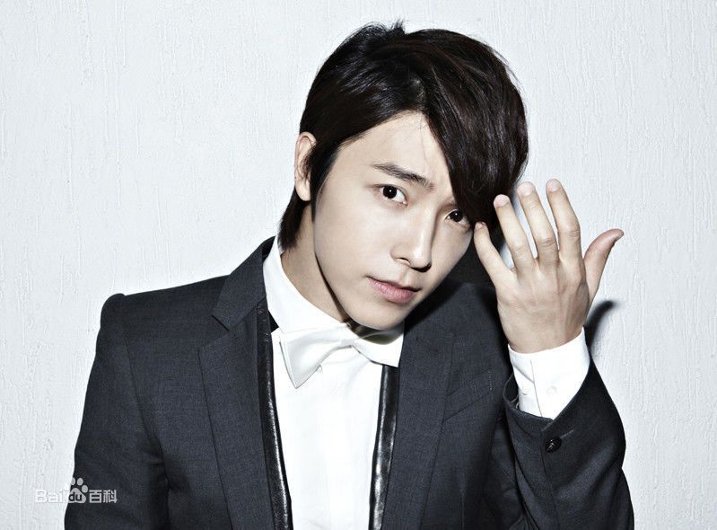 李东海(Lee Dong Hae)专辑造型壁纸壁纸